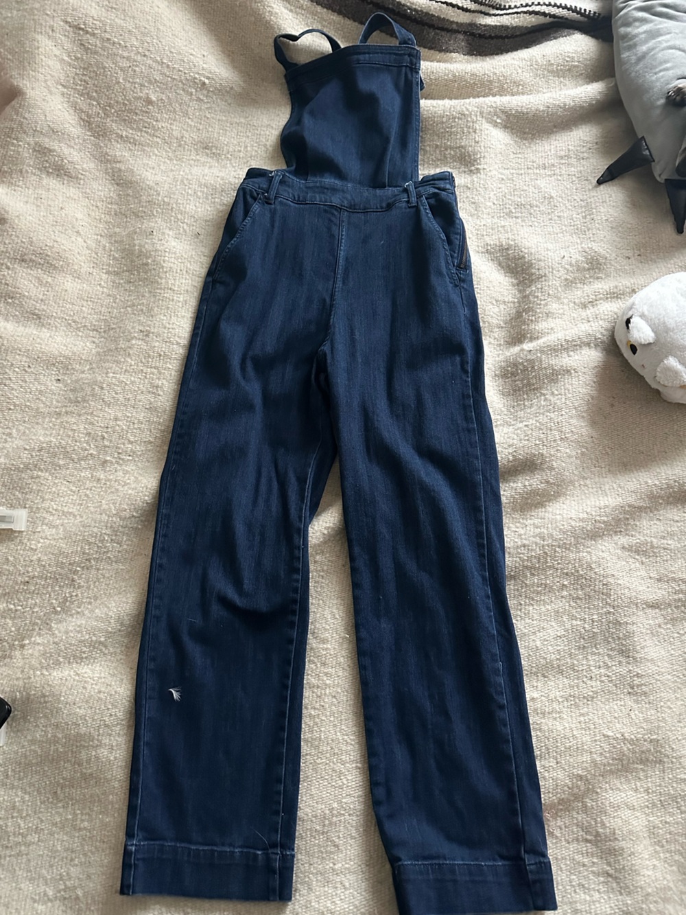 Universal Thread Dark Navy Straight-Leg Jeans